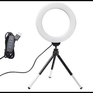 Small ring light